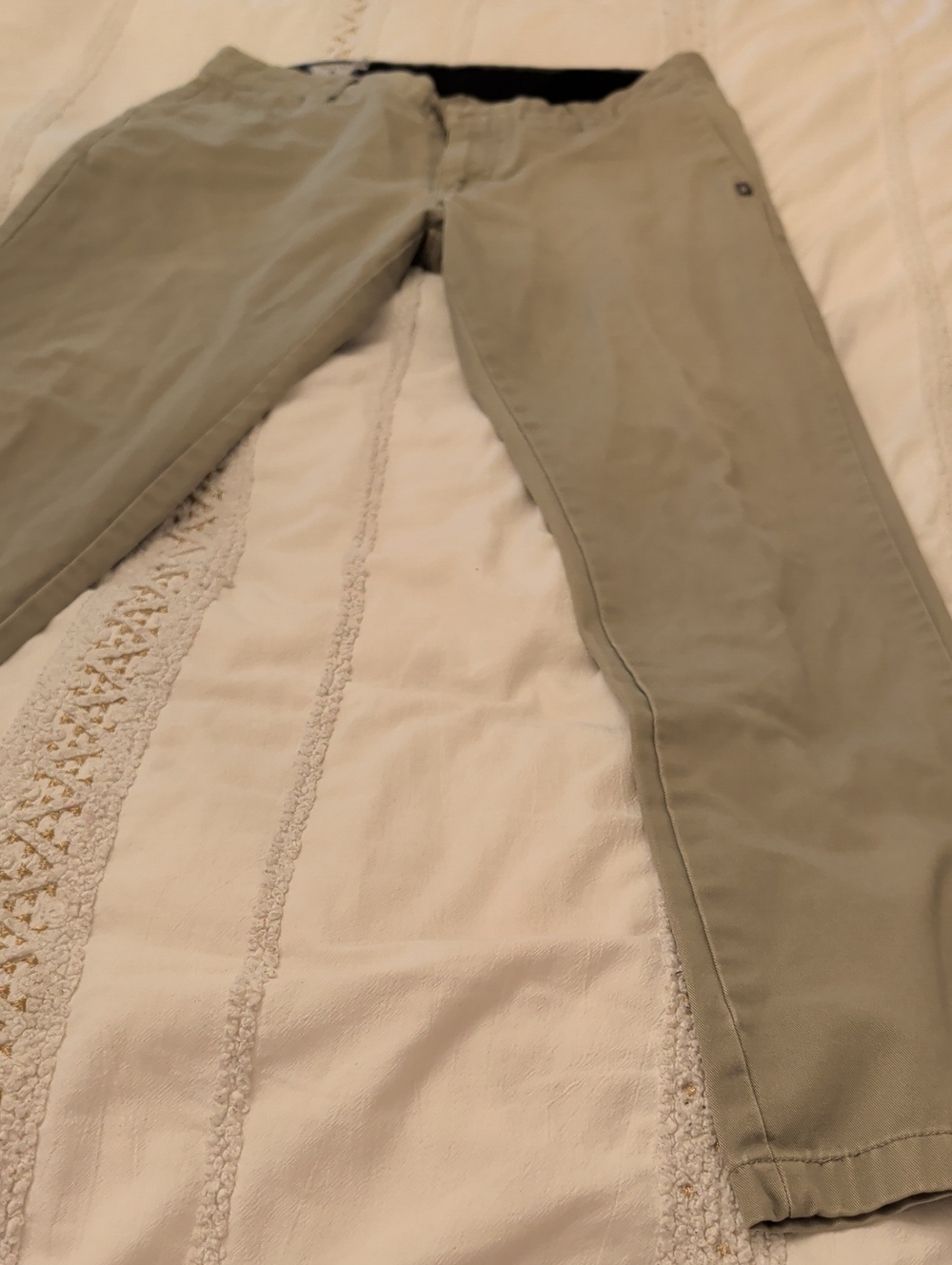 Volcom Men's Chino Pants in Olive